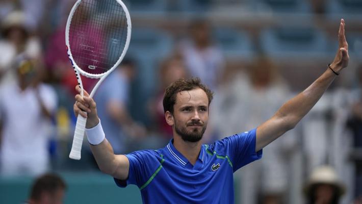 硬坚持拿下 硬坚持拿下