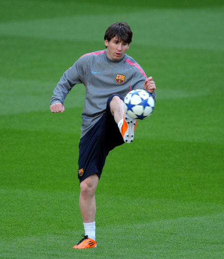 欧冠名额而 欧冠名额而